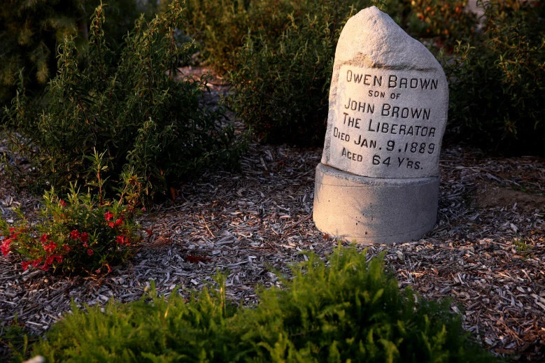 Gravestone of Altadena abolitionist Owen Brown to be reinstalled soon